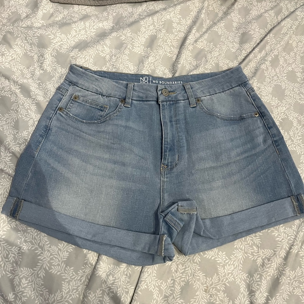 No Boundary Light Washed Shorts